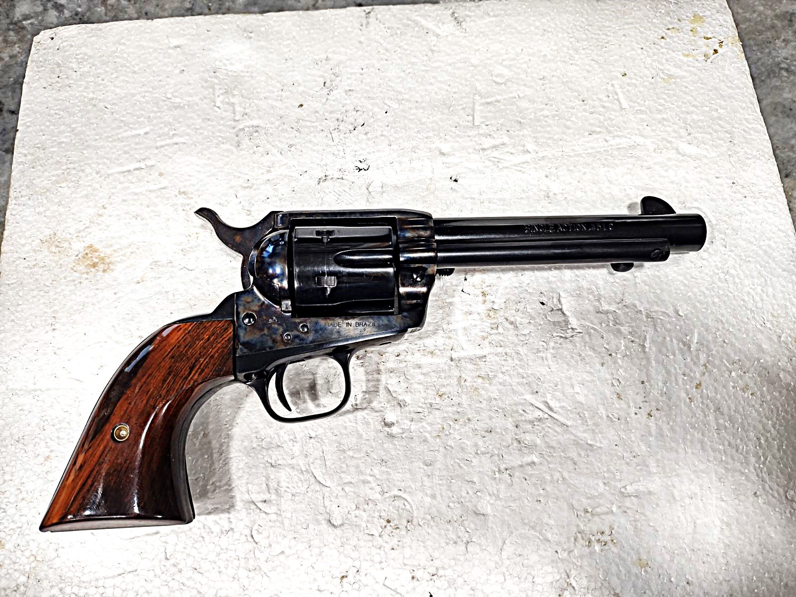 Image of TAURUS GAUCHO 45 l.C. SAA REVOLVER